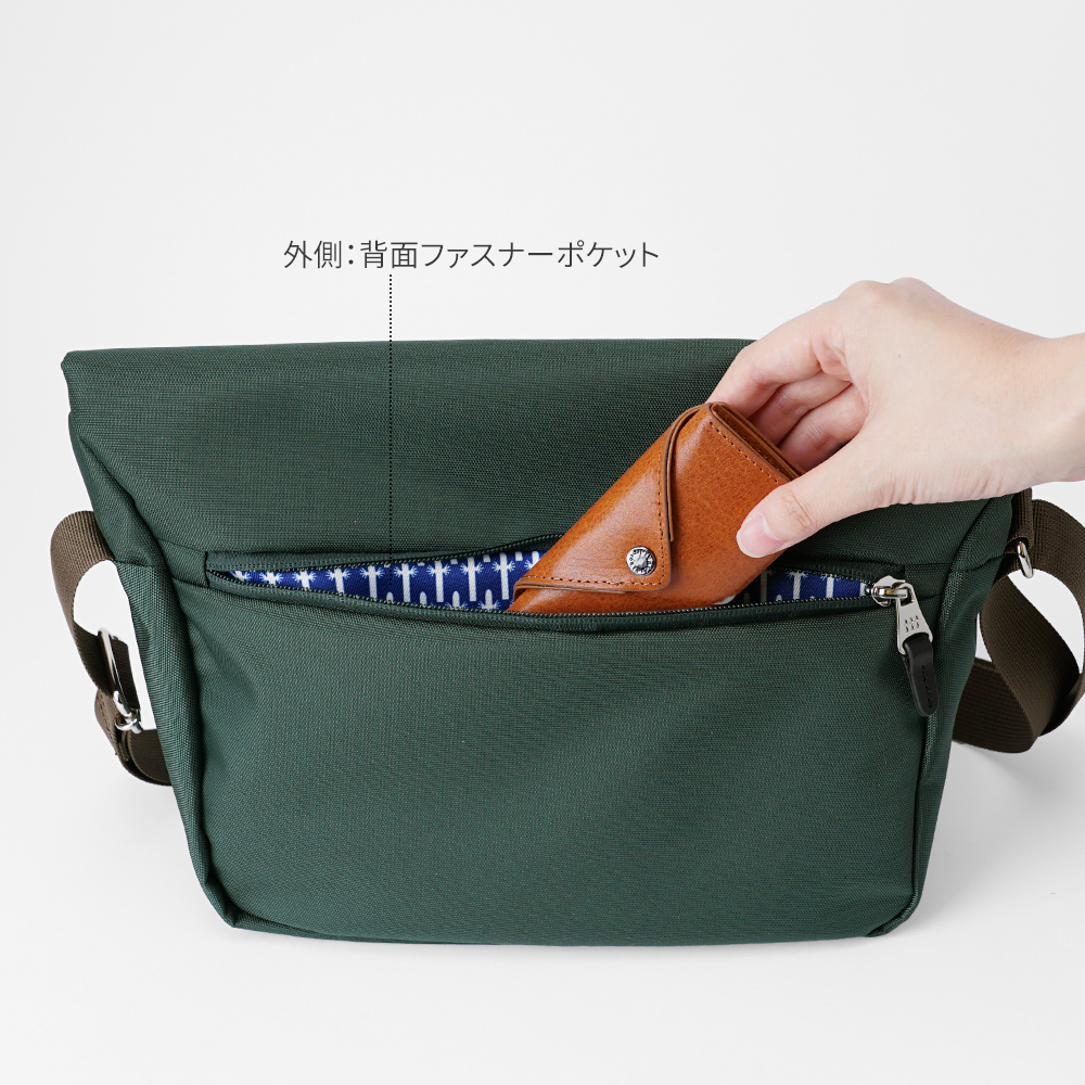 横型 よこ ヨコ ショルダーバッグ ムーミン MOOMIN リトルミイ スナフキン ニョロニョロ 鞄 バッグ かばん カバン シンプル レディース 綺麗め フォーマル カジュアル