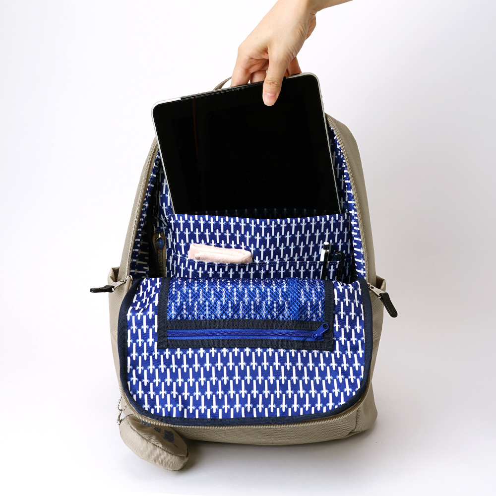 リュックサック ムーミン リトルミイ スナフキン ニョロニョロ シンプル ディバイスポケット 背面ポケット おしゃれ ムーミン デイパック バックパック