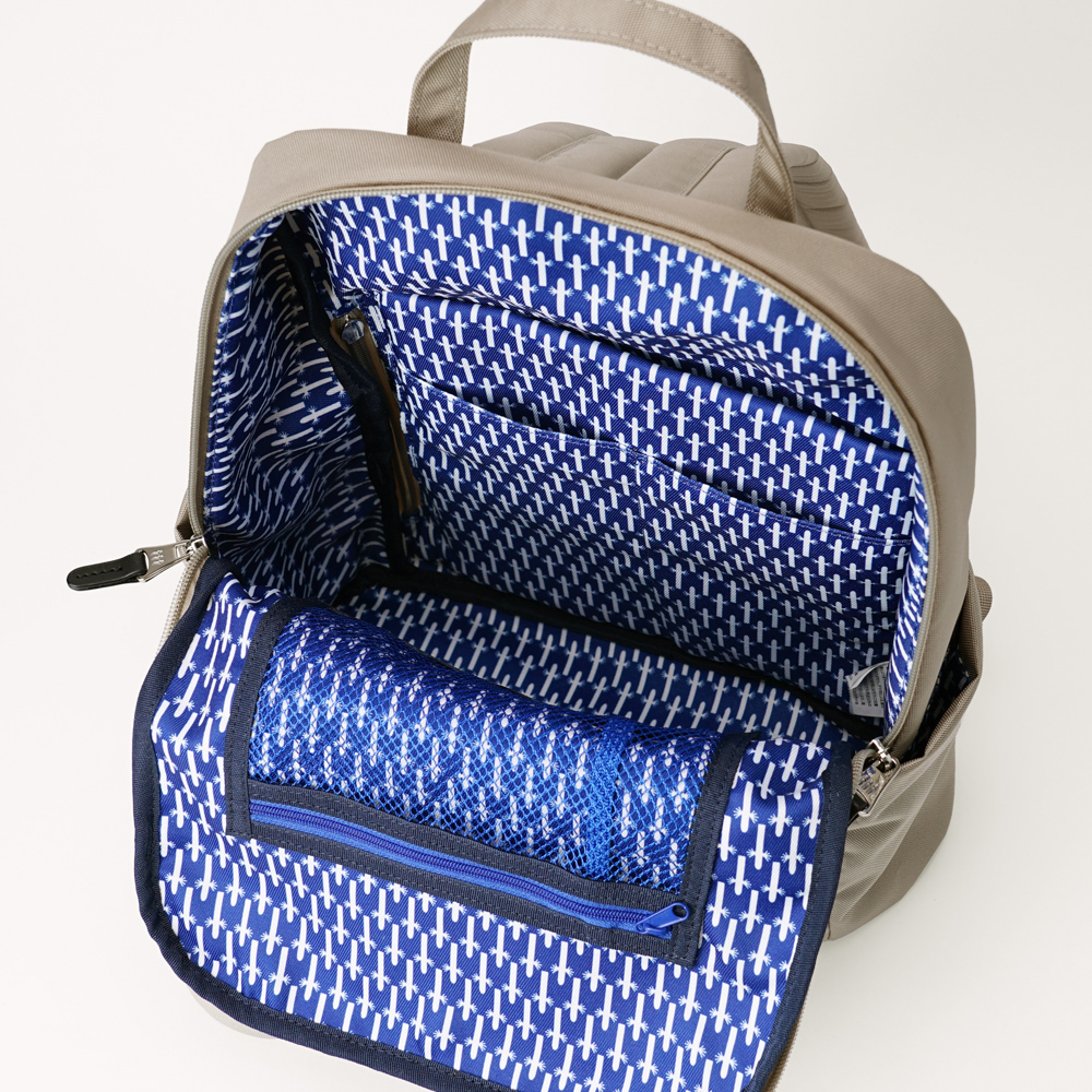 リュックサック ムーミン リトルミイ スナフキン ニョロニョロ シンプル ディバイスポケット 背面ポケット おしゃれ ムーミン デイパック バックパック