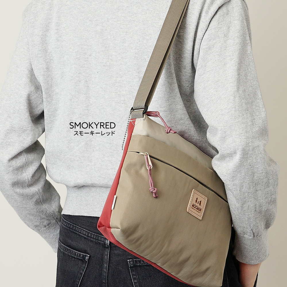 ショルダーバッグ スリム 薄型 カバン バッグ かばん 鞄 ムーミン ミイ リトルミイ スナフキン ニョロニョロ ユニセックス デザイン 北欧デザイン メンズ レディース アウトドア おしゃれ スタイリッシュ おすすめ