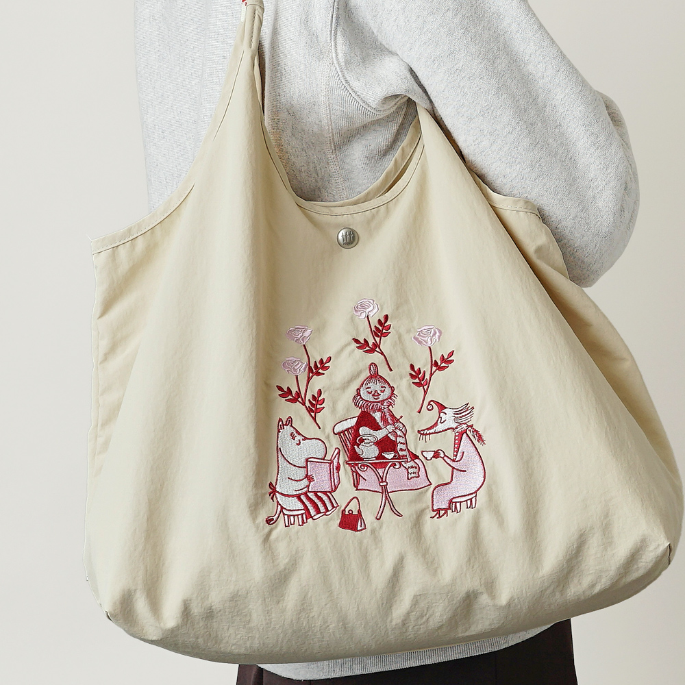 リトルミイ 限定 ムーミン 刺繍 リッチ刺繍 リトルミイ  レッド トートバッグ エコバッグ 超軽量  軽い 撥水 たためる マザーズバッグ