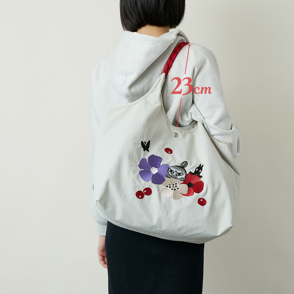 保冷バッグ 保温バッグ ムーミンバッグ リトルミイ トートバッグ 保冷剤 刺繍バッグ スナフキン 北欧ブランド 北欧デザイン たためる 持ち運べる 大容量 大きいサイズト