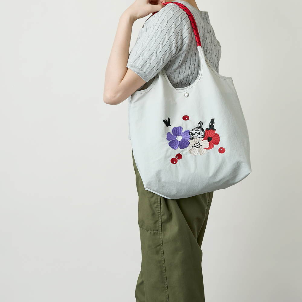保冷バッグ 保温バッグ ムーミンバッグ リトルミイ トートバッグ 保冷剤 刺繍バッグ スナフキン 北欧ブランド 北欧デザイン たためる 持ち運べる ランチトート