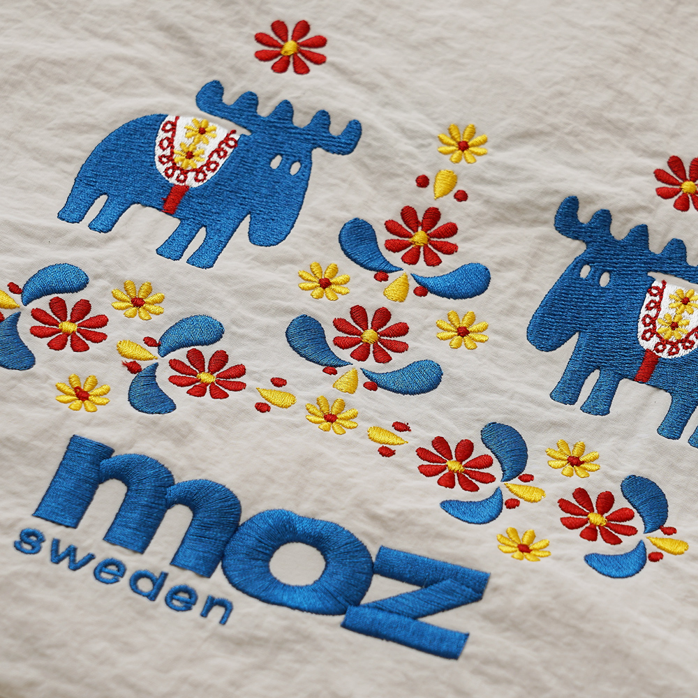 刺繍トートバッグ エコバッグ 北欧テイスト チロリアン モズ moz mozu mos エルク 超軽量  軽い 撥水 たためる マザーズバッグ