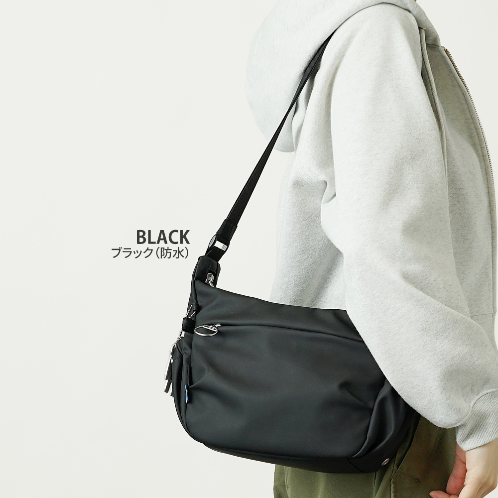 moz mos モズ 北欧デザイン ショルダーバッグ シンプル エルク トナカイ 鞄 かばん カバン