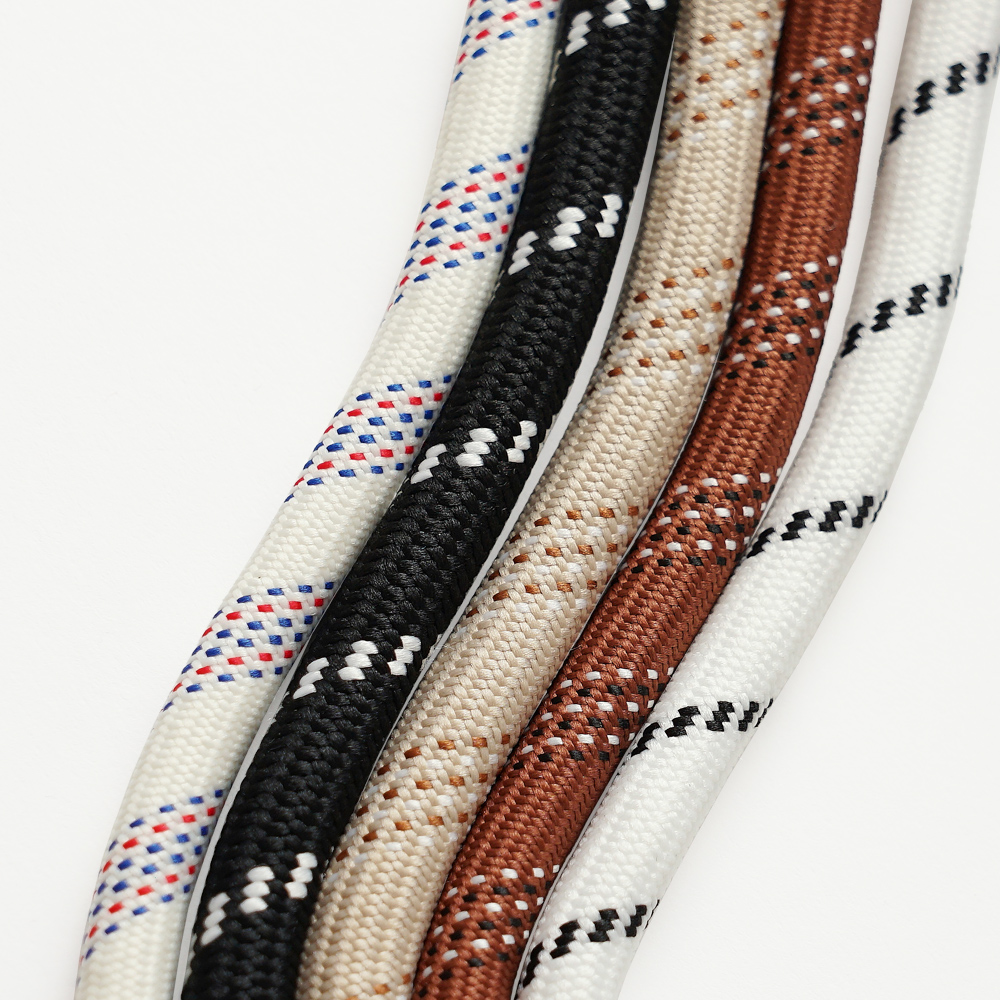 刺繍トートバッグ エコバッグ サンリオ sanrio クロミ シナモロール キティ ハローキティ キティちゃん シナモン 超軽量  軽い 撥水 たためる マザーズバッグ