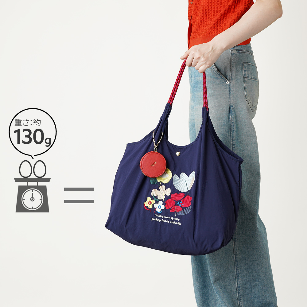 刺繍トートバッグ エコバッグ サンリオ ボタニカル グリーンアップル 小花 フラワー ネコ キャット ねこ 猫 超軽量  軽い 撥水 たためる マザーズバッグ